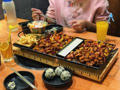 鸡肉锅-肥肥虾庄·金牌油焖大虾(杨园滨江时代walk店)