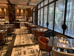 靠窗位-康莱德酒店·美庭自助餐厅
