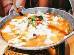 -老滇山寨•云南特色菜•地方菜•民族风情歌舞表演(金碧店)