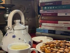 -斯多格书乡(北京大学畅春园店)