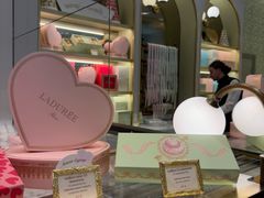 -ladurée(戴高乐机场T 2F店)