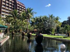 -三亚湾海居铂尔曼度假酒店