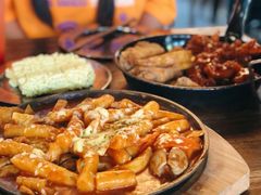 海鲜芝士炒年糕-MI WU FACTORY米屋美食工厂餐厅(绿地店)