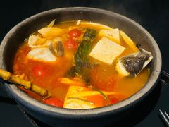 毛辣果酸汤鱼-Ameigo梅果·云贵川bistro(长宁来福士店)