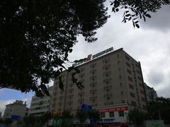 -白玉兰商务酒店(沈阳陆军总院店)