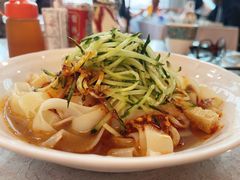 -汗腾格里·风味餐厅(新疆驻京办店)