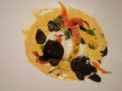 温泉蛋黑松露土豆泥-弦月窗LUNETTE BY AMANDA(复兴路店)