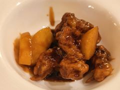 黄桃糖醋里脊-杭州JW万豪酒店-万豪中餐厅