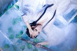 点击看大图 iphone_upload_pic-九月鹰飞汉服摄影工作室