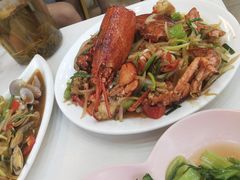 -覃记海鲜美食餐厅