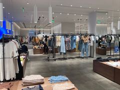 -URBAN REVIVO(西安Momopark店)