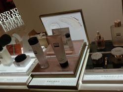 点击看大图 -奥伦纳素Erno Laszlo
