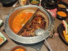 -一绪に和牛寿喜烧(罗湖益田假日店)