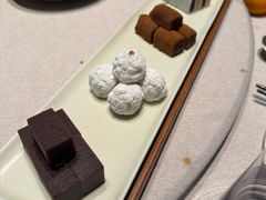 宫廷小吃拼盘-四季民福烤鸭店(外滩外白渡桥店)