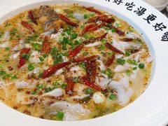 -江渔儿酸菜鱼(港湾1号店)