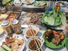 -新艺自助美食城(中山路店)