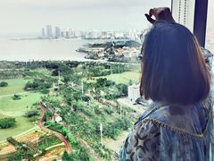 -黄金海景西餐厅·三文鱼·牛扒云顶旋转自助餐