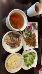 -卓玥国际月子会所(罗山路店)