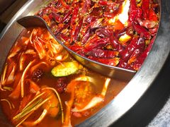 番茄鸳鸯锅-渝味晓宇火锅(合川路店)