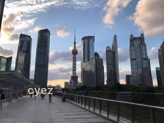 -陆家嘴空中步行连廊