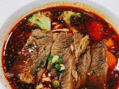 金牌麻辣牛肉面-康师傅私房牛肉面(北京南站店)
