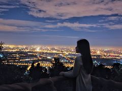 -鬼笑石后山停车场