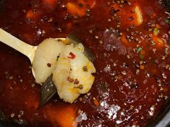 -渝是乎酸菜鱼(龙旗购物中心店)