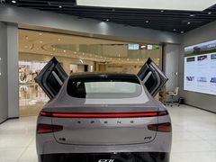 -小鹏汽车(上海静安大融城店)