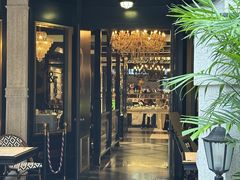 -BUTTERFUL&CREAMOROUS 黄油与面包(万象城店)