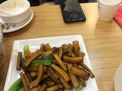 -粤仔湾砂锅粥(阳光店)