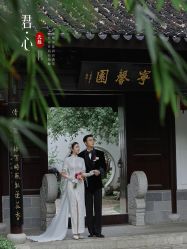 -樱花婚纱摄影