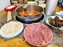 -乳仔牛牦牛汤锅 烤羊排(松潘古城店)