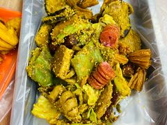 -二钢串叔麻辣烫(华龙大厦店)