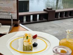 -海南清水湾莱佛士酒店