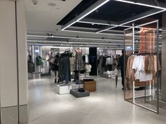-ZARA(大上海时代广场店)