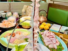 -得意咚瓜·顺德鱼生·冬瓜火锅(深圳首店)