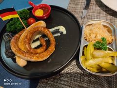 -又见马甲M8融合西餐厅(体育中心店)
