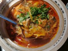 -魏铭鱼头捞饭(晋阳路店)