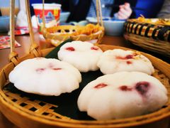 -包整·丝娃娃(一览甲秀楼风景店)