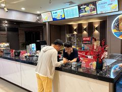 -华美国际影城(旧宫永辉店)