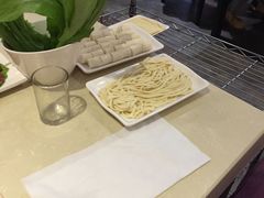 -楼外楼大刀肉传统火锅居(博学路店)