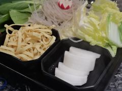 -一席地·本地鸡窝·杭帮鸡火锅(萧山银隆百货店)