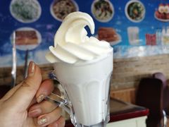-古老冰山特色冰淇淋店(艾提尕尔店)