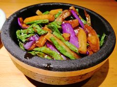 石锅地三鲜-几荷·恰似故人来(秀水广场店)