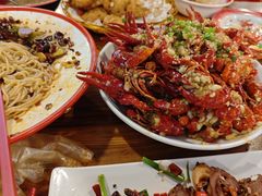 -冶建镜子·老南昌大排档·江西虾王(总店)