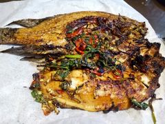 香茅草烤鱼-猎人苑