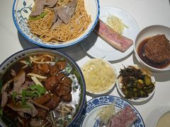 红烧牛肉腰花面-镇南锅盖面馆(解放路店)