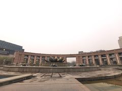 -泉城广场