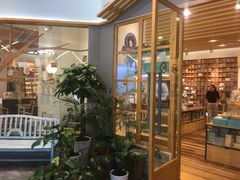 -猫的天空之城概念书店(印象城购物中心店)