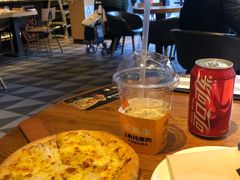 -乐凯撒披萨(东方新世界店)